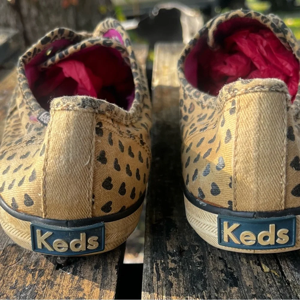 KEDS VINTAGE CHEETAH / LEOPARD PRINT SLIP ON CANVAS WOMENS 9 SNEAKERS - Picture 5 of 7